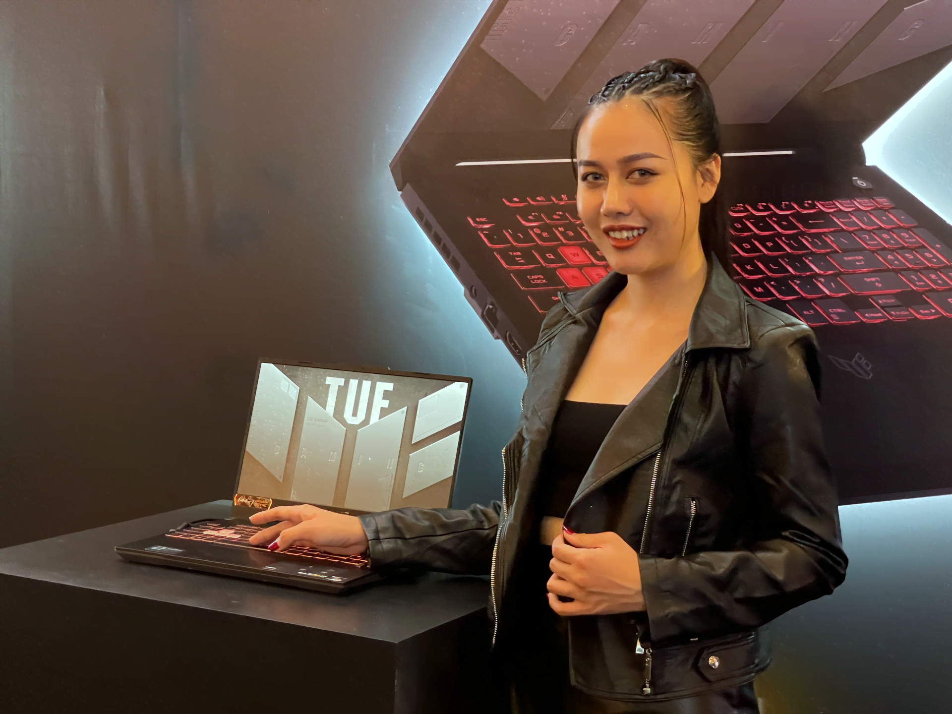 [PR] ASUS ROG công bố loạt sản phẩm laptop mới nền tảng AMD Ryzen 6000 Series tại thị trường Việt Nam - Image 17