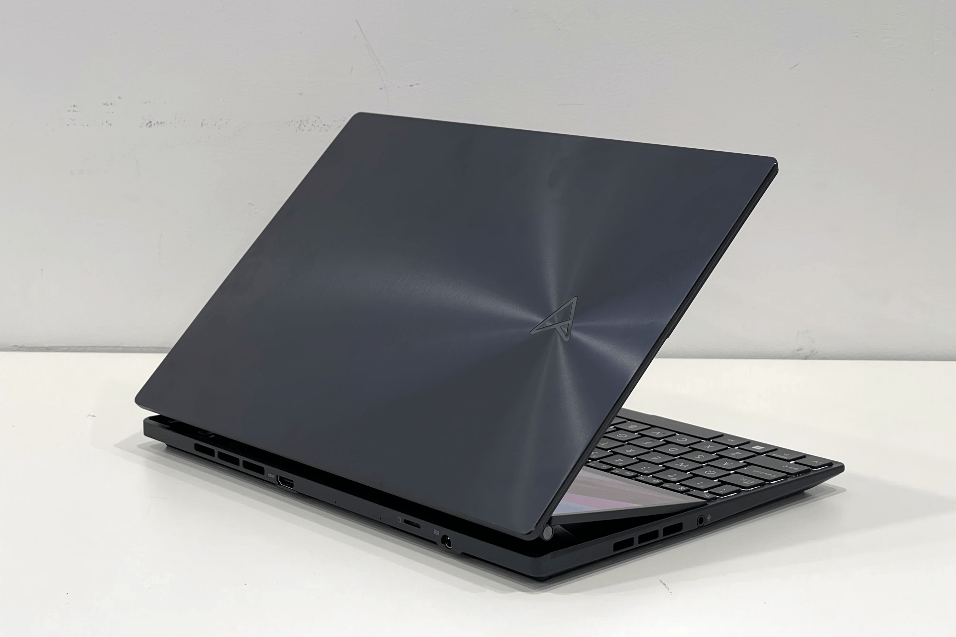 [PR] ASUS trình làng siêu laptop hai màn hình ZenBook Pro 14 Duo OLED dành cho nhà sáng tạo nội dung, giá từ 56.990.000 đồng - Image 9