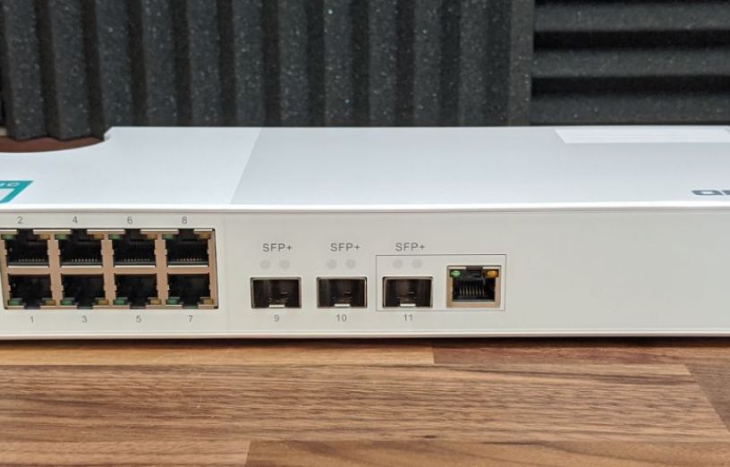 QNAP QSW-308-1C: Switch 10GbE cho gia đình và văn phòng - Image 9