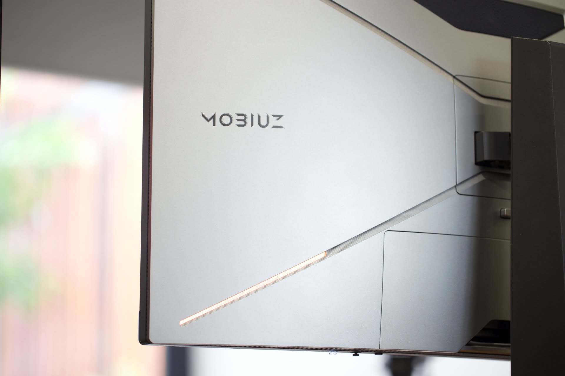 [Trên tay] BenQ MOBIUZ EX3210R Dyling Light 2 – Độ cong khủng 1000R, nhiều công nghệ hình ảnh hữu ích, dải loa TreVolo ấn tượng - Image 13